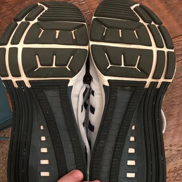 Nike Mens Zoom Vomero 11 Size 10 Grey and Navy - Picture 7 of 7